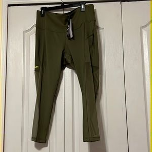 Adidas by IVY Park Tights Size 1X NWT Green